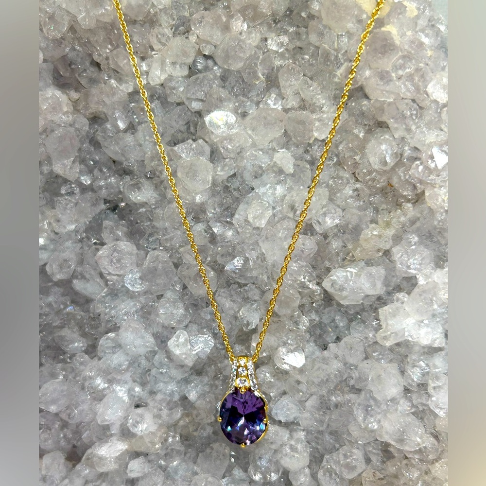 Color Change Sapphire Pendant Necklace 925